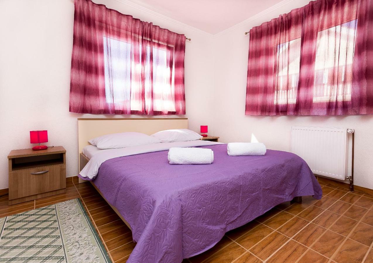 Apartments Blaza Подстрана Экстерьер фото