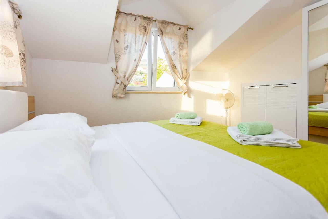 Apartments Blaza Подстрана Экстерьер фото